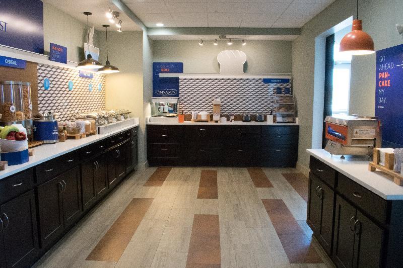 Holiday Inn Express & Suites West Memphis By Ihg מראה חיצוני תמונה